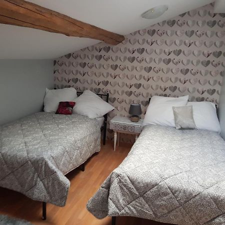Le Pommier Chambre D'Hote Clussais-la-Pommeraie Eksteriør bilde