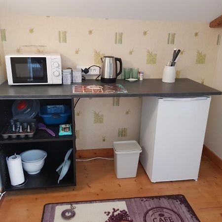 Le Pommier Chambre D'Hote Clussais-la-Pommeraie Eksteriør bilde