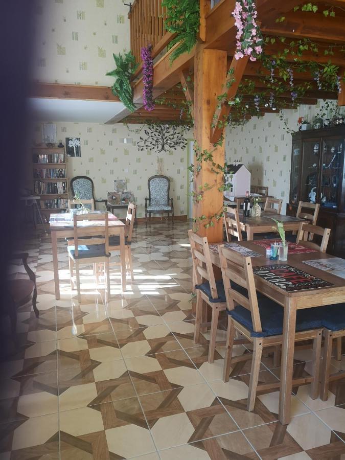 Le Pommier Chambre D'Hote Clussais-la-Pommeraie Eksteriør bilde
